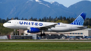 Photo of N430UA - Airbus A320-232 operated by United Airlines