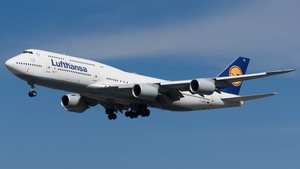 Photo of D-ABYR - Boeing 747-830 operated by Lufthansa