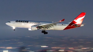 VH-EBQ - Airbus A330-202