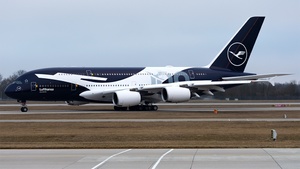 Photo of D-AIMH - Airbus A380-841 operated by Lufthansa