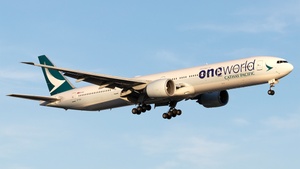 Photo of B-KQI - Boeing 777-367(ER) operated by Cathay Pacific Airways