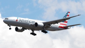 Photo of N773AN - Boeing 777-223(ER) operated by American Airlines