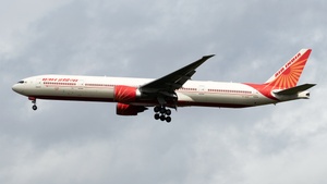 Photo of VT-ALQ - Boeing 777-337(ER) operated by Air India