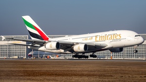 Photo of A6-EDV - Airbus A380-861 operated by Emirates