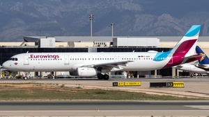 Photo of D-AIDU - Airbus A321-231 operated by Eurowings