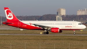 Photo of D-ABHC - Airbus A320-214 operated by Air Berlin