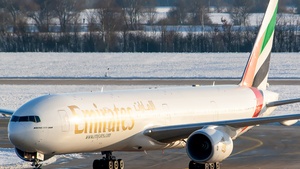 Photo of A6-EMN - Boeing 777-31H operated by Emirates