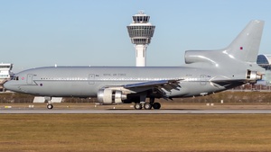 Photo of ZE704 - Lockheed L-1011-500 TriStar C2 operated by Royal Air Force