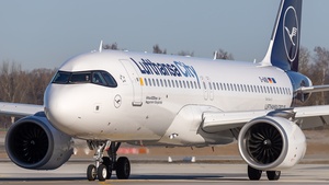 Photo of D-AIIB - Airbus A320-251N operated by Lufthansa City Airlines