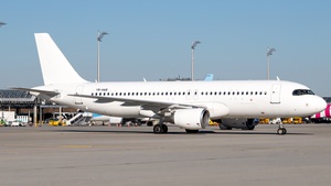 Photo of YR-HAB - Airbus A320-216 operated by Hello Jets