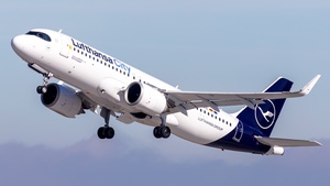 Photo with serial 12792 - Airbus A320-251N