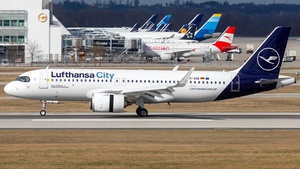 Photo of D-AIIB - Airbus A320-251N operated by Lufthansa City Airlines