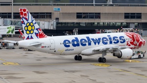 Photo of HB-JLT - Airbus A320-214 operated by Edelweiss Air