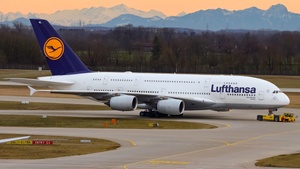 Photo of D-AIML - Airbus A380-841 operated by Lufthansa