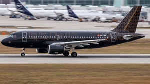 Photo of 8Q-FBA - Airbus A319-111 operated by beOnd