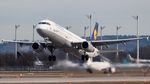 Photo of D-AISL - Airbus A321-231 operated by Lufthansa