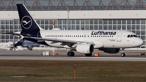 Photo of D-AIBE - Airbus A319-112 operated by Lufthansa