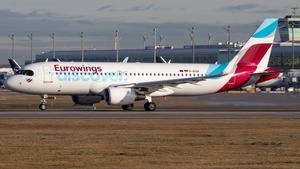 Photo of D-AIUW - Airbus A320-214 operated by Eurowings Discover