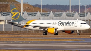 Photo of D-ATCH - Airbus A320-212 operated by Condor