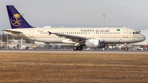 Photo of HZ-ASC - Airbus A320-214 operated by Saudia