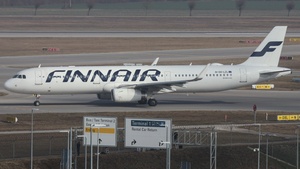 Photo of OH-LZL - Airbus A321-231 operated by Finnair
