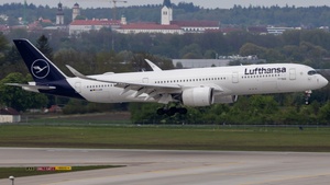 Photo of D-AIVB - Airbus A350-941 operated by Lufthansa