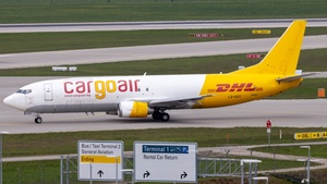 Photo of Boeing 737-4Y0(SF) - Munich