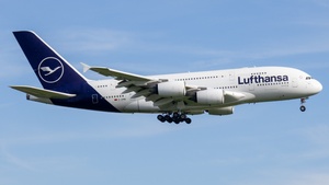 Photo of D-AIMB - Airbus A380-841 operated by Lufthansa
