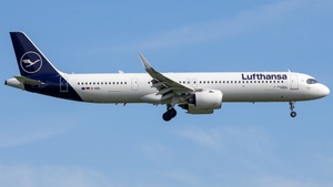 Photo of D-AIEL - Airbus A321-271NX operated by Lufthansa