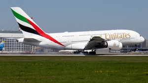 Photo of A6-EEX - Airbus A380-861 operated by Emirates