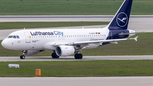 Photo of D-ASTX - Airbus A319-112 operated by Lufthansa City Airlines