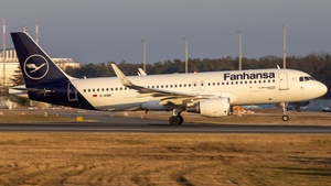 Photo of D-AIUK - Airbus A320-214 operated by Lufthansa