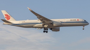 Photo of B-321M - Airbus A350-941 operated by Air China