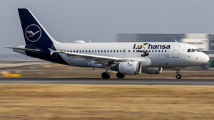 Photo of D-AILU - Airbus A319-114 operated by Lufthansa