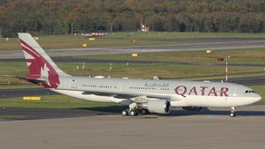 Photo of A7-HJJ - Airbus A330-202 operated by Qatar Amiri Flight