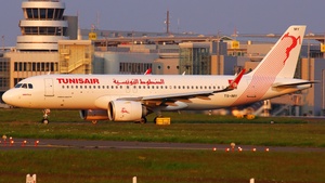 Photo of TS-IMY - Airbus A320-251N operated by Tunisair