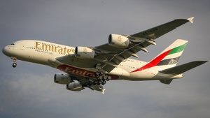 Photo of A6-EUB - Airbus A380-861 operated by Emirates