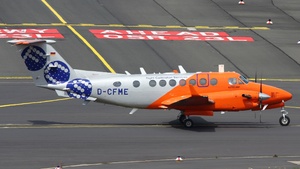 Photo of D-CFME - Beechcraft B300 Super King Air 350 operated by FCS Flight Calibration Services