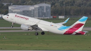 Photo of D-AEWQ - Airbus A320-214 operated by Eurowings