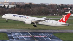 Photo of TC-LLJ - Boeing 787-9 Dreamliner operated by Turkish Airlines