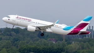 Photo of D-AEWT - Airbus A320-214 operated by Eurowings