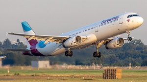 Photo of D-AIDT - Airbus A321-231 operated by Eurowings