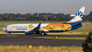 Photo of TC-SEU - Boeing 737-8HC operated by SunExpress