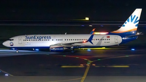 Photo of TC-SOF - Boeing 737-8HC operated by SunExpress