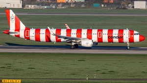 Photo of D-AIAA - Airbus A321-211 operated by Condor