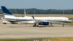 Photo of VP-BBE - Boeing 757-23N operated by Freedom II