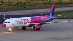 Photo of HA-LTD - Airbus A321-231 operated by Wizz Air