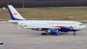 Photo of 15001 - Airbus CC-150 Polaris operated by Royal Canadian Air Force