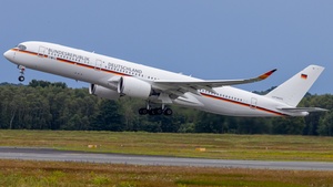 10+02 - Airbus A350-941(CJ)