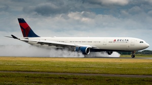 Photo of N828NW - Airbus A330-302 operated by Delta Air Lines